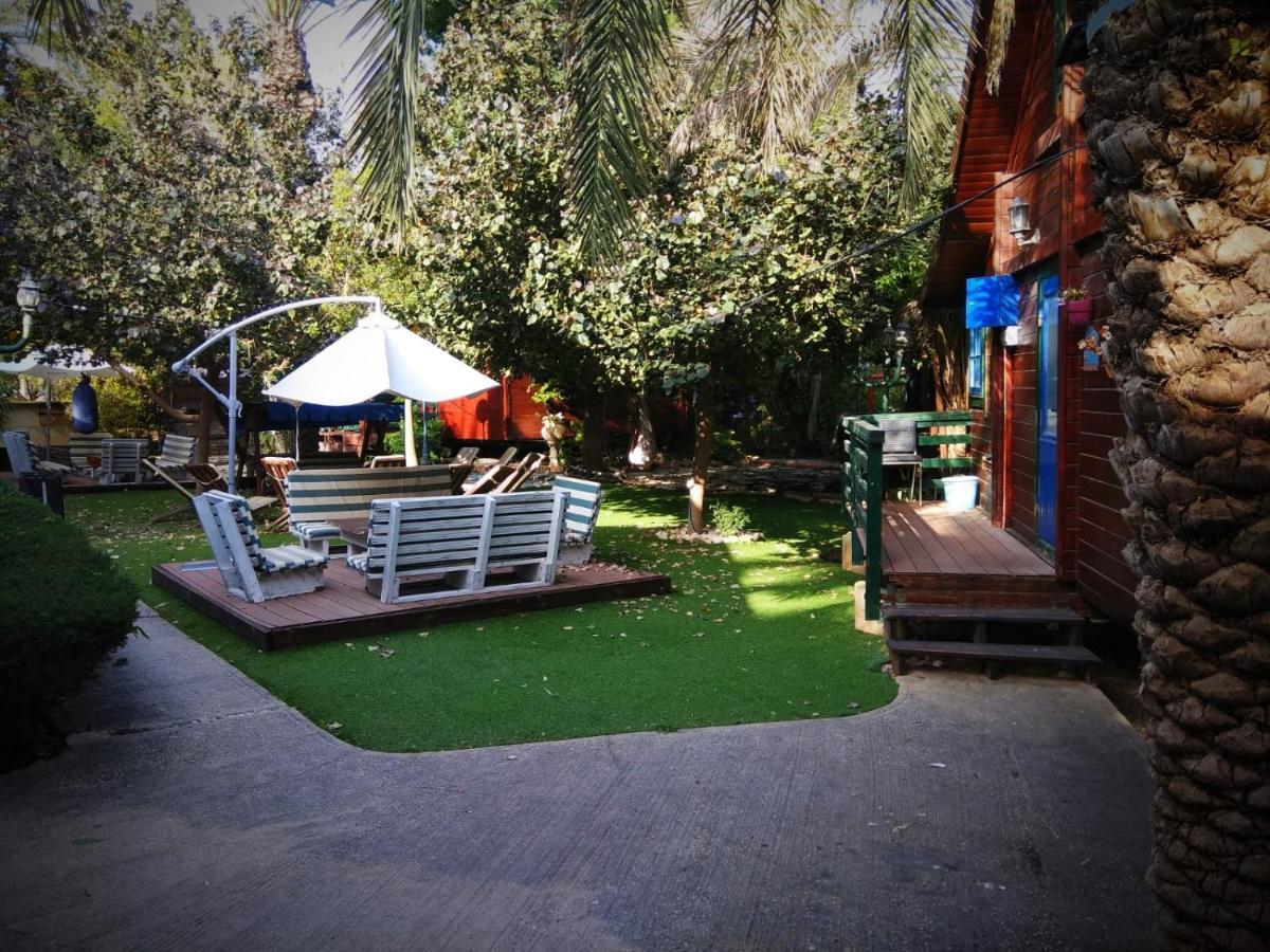 Family Cabin Menaẖemya Dış mekan fotoğraf
