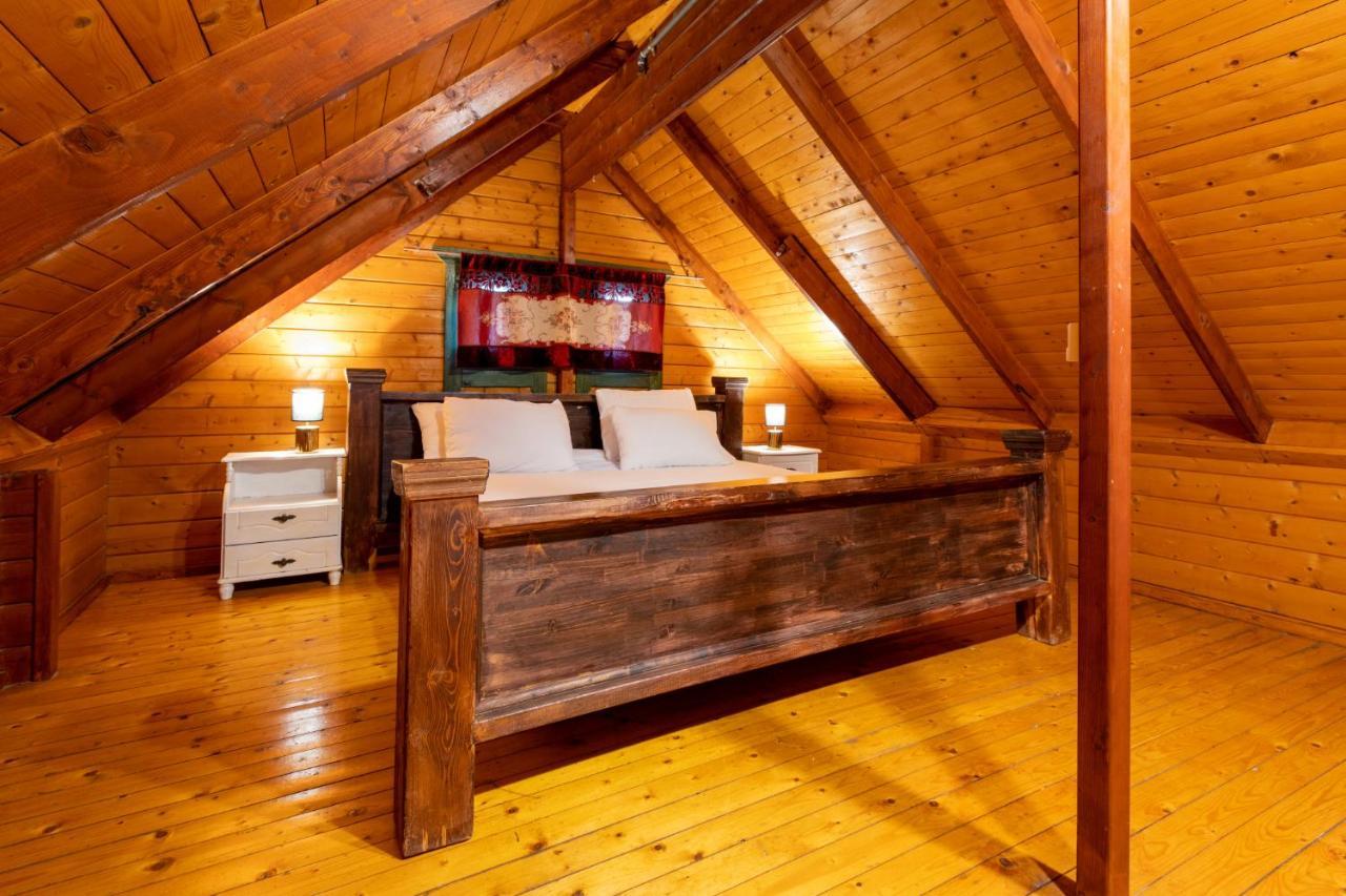 Family Cabin Menaẖemya Dış mekan fotoğraf