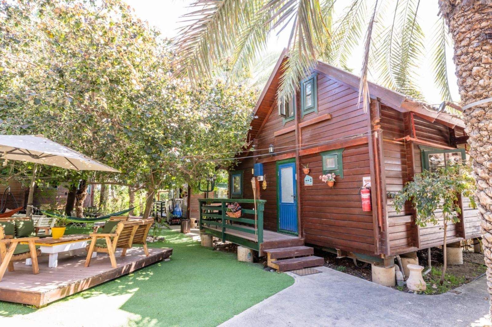 Family Cabin Menaẖemya Dış mekan fotoğraf