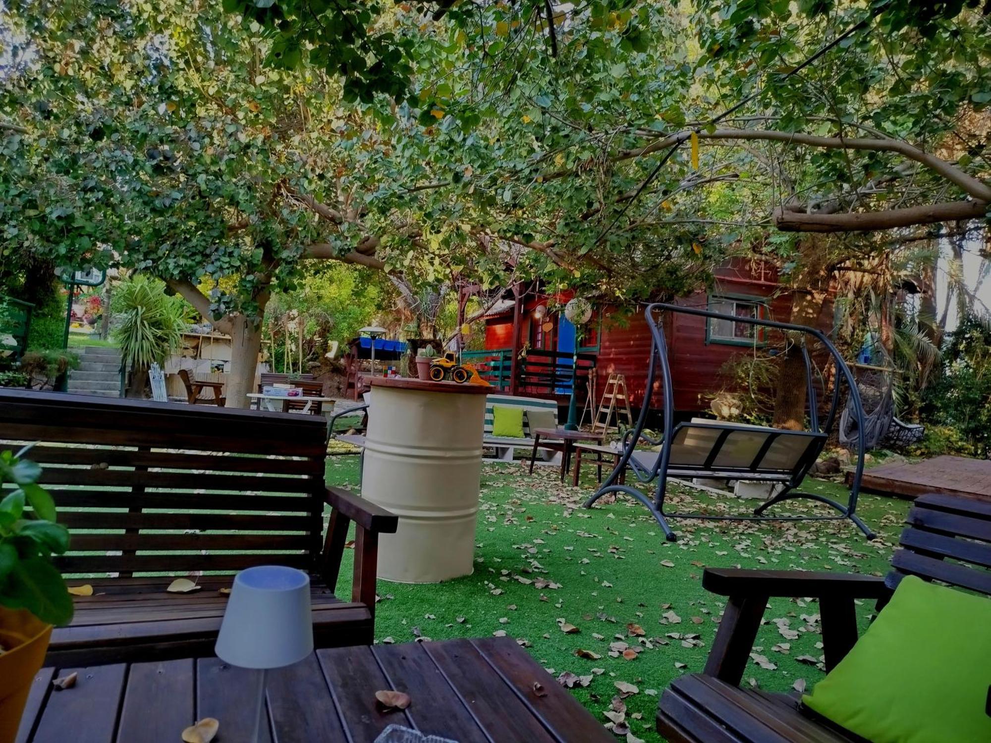 Family Cabin Menaẖemya Dış mekan fotoğraf
